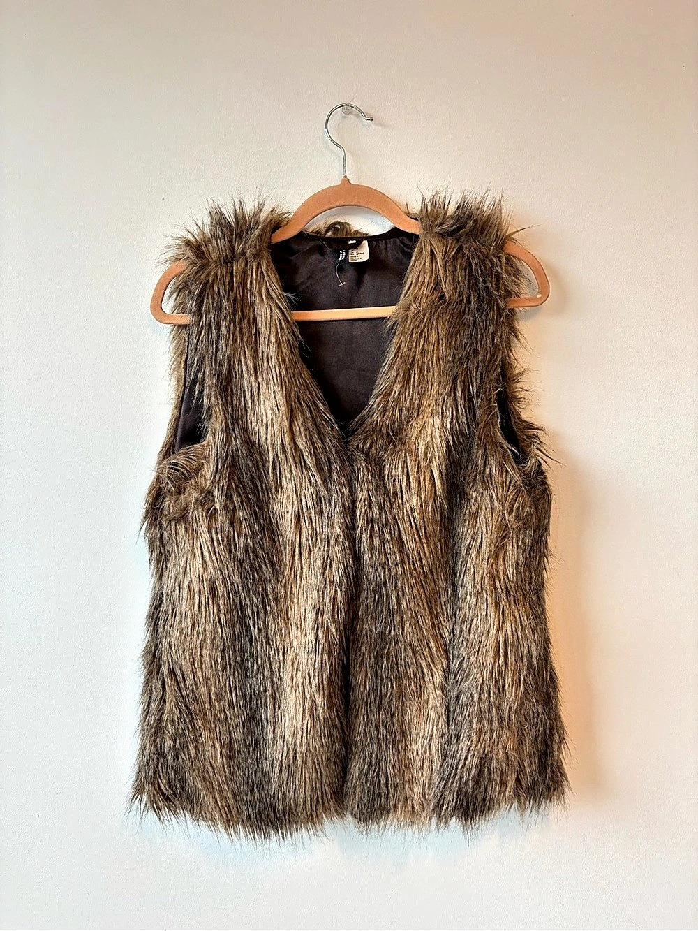H&M Faux Fur Vest Brown Size Medium Like New